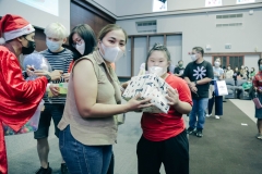 LINE_ALBUM_651214-RF-กลุ่มธุรกิจประกันSCB-มอบของขวัญเด็ก_0