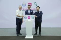 LINE_ALBUM_670510-RF-เปิดศูนย์ปฏิบัติการ-Smile-Contact-Center_240510_10