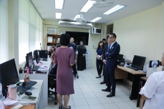 LINE_ALBUM_670510-RF-เปิดศูนย์ปฏิบัติการ-Smile-Contact-Center_240510_35