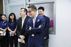 LINE_ALBUM_670510-RF-เปิดศูนย์ปฏิบัติการ-Smile-Contact-Center_240510_40