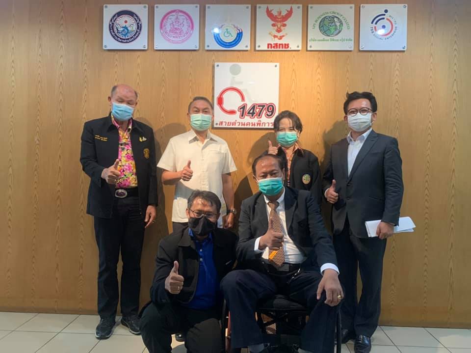 วันที่ ๑๗ เมษายน ๒๕๖๔ รับเกียรติต้อนรับคณะบริหารสภาทนายความ ในพระบรมราชูปถัมภ์ เยี่ยมชมการดำเนินงานมูลนิธิฯ และประชุมขับเคลื่อนงาน